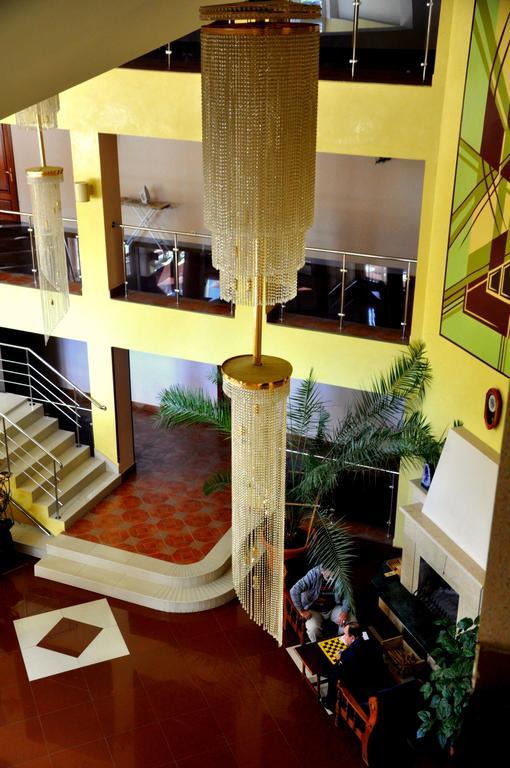 Sonyachna Polyana Hotel Екстериор снимка