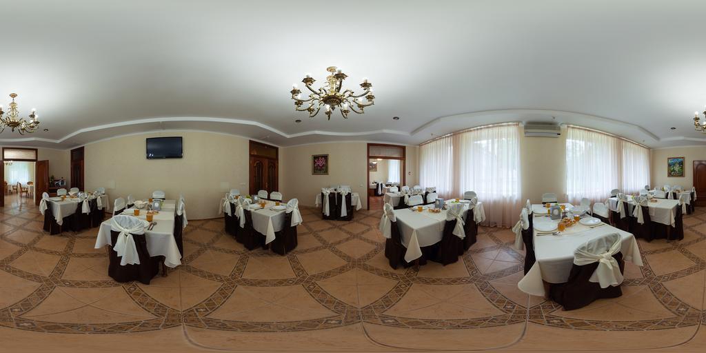 Sonyachna Polyana Hotel Екстериор снимка